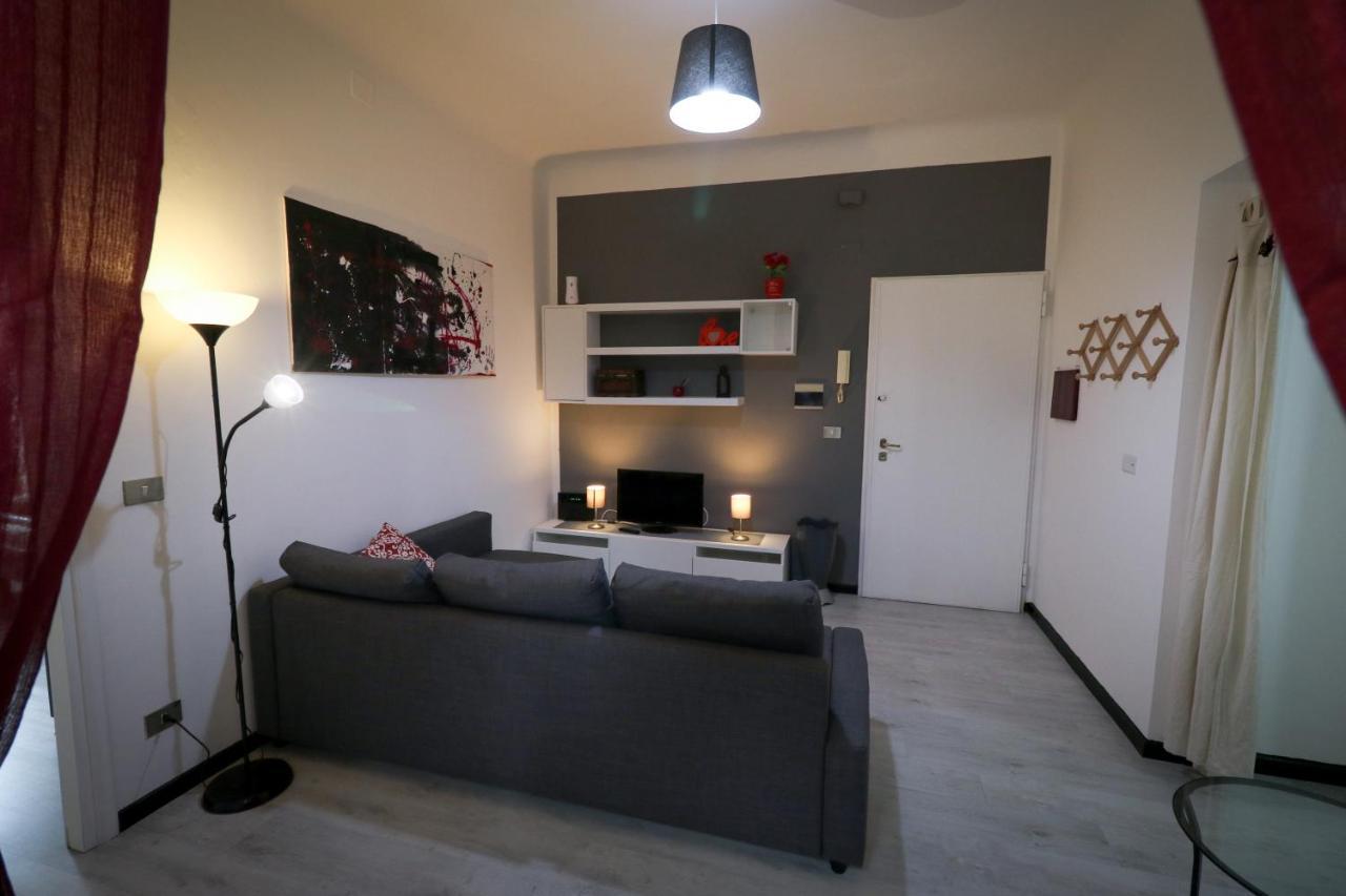 La Darsena. Apartment Savona Exterior photo